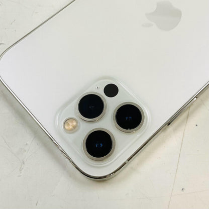 【全額返金保証】【最速発送】Apple iPhone iPhone 12 Pro 128GB シルバー docomo 白ロム 動作確認済 75%