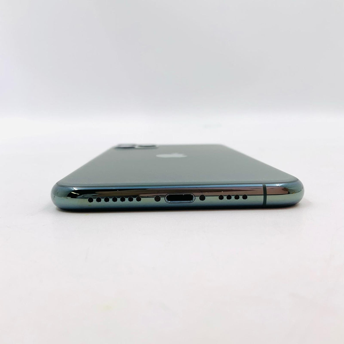 【全額返金保証】【最速発送】Apple iPhone iPhone 11 Pro Max 64GB ミッドナイトグリーン docomo 白ロム 美品 動作確認済 85%