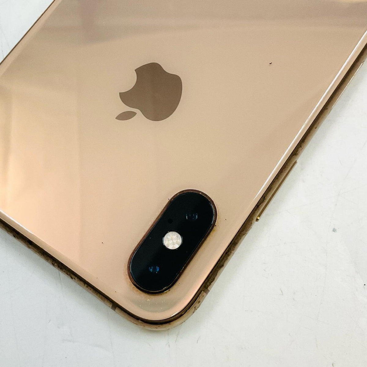 【最速発送】Apple iPhone iPhone XS 256GB ゴールド au SIMフリー 白ロム【難有】 81%