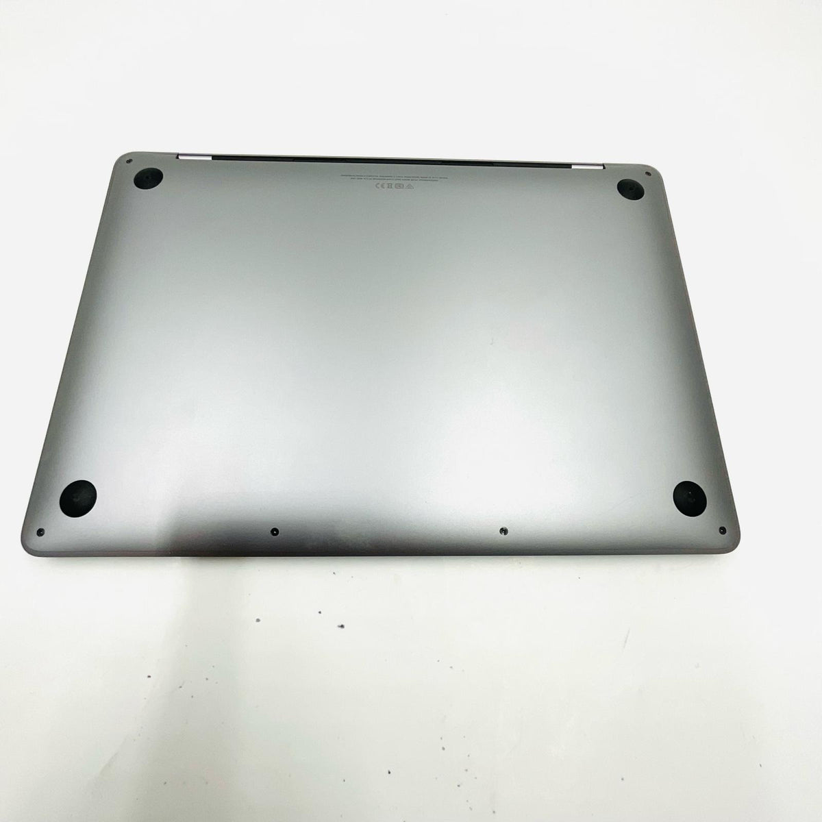 【全額返金保証】【最速発送】Apple MacBook Pro 13.3インチ 2020 Apple M1 8GB SSD 256GB スペースグレイ 95% 美品 動作確認済