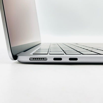 【最速発送】Apple MacBook Air 13.6インチ 2022 Apple M2 8GB SSD 256GB スペースグレイ 79%【難有】