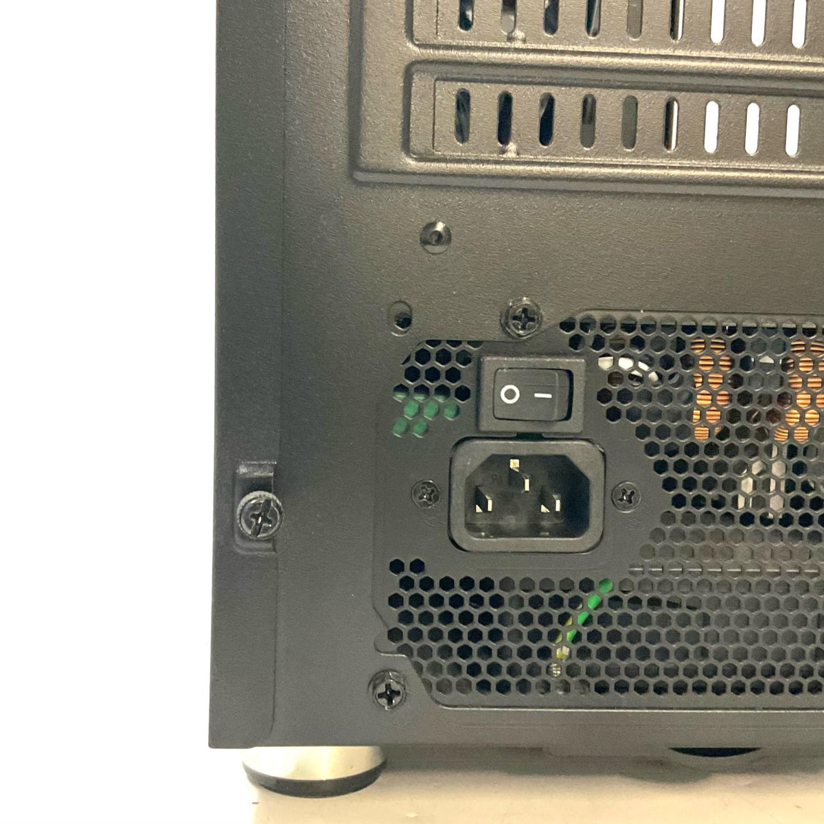【全額返金保証】【最速発送】自作PC 自作ゲーミングデスクトップpc 12th Gen Intel(R) Core(TM) i5-12400F 16GB SSD(NVMe) 500GB NVIDIA GeForce RTX 3060 美品 動作確認済