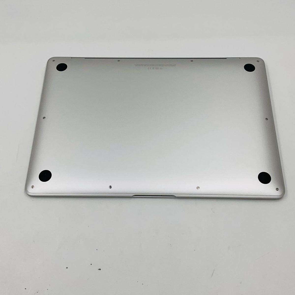 【最速発送】Apple MacBook Air 13.3インチ 2020 Apple M1 8GB SSD 512GB シルバー 80%【難有】
