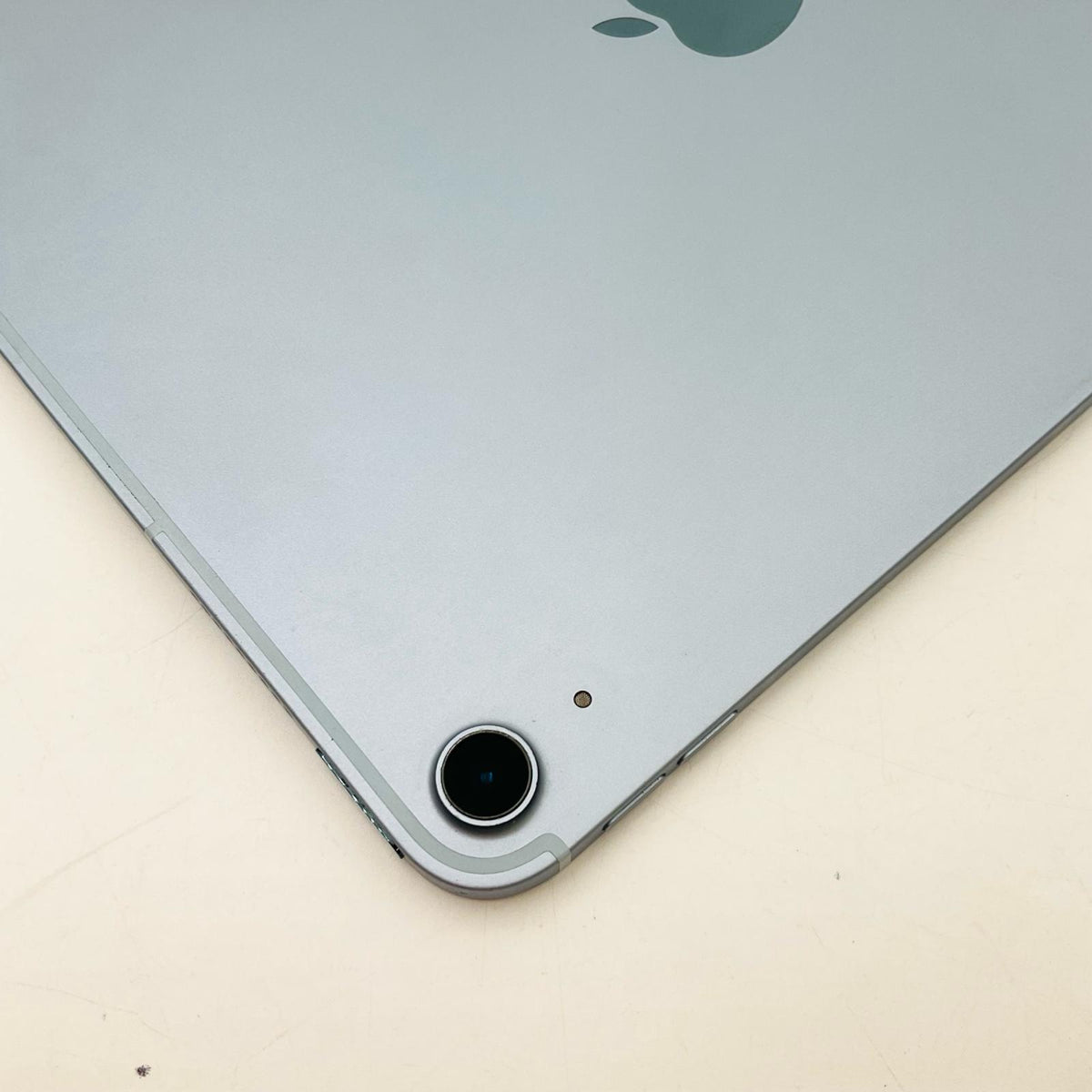 【最速発送】Apple iPad iPad Air 第4世代 256GB スカイブルー WiFi+Cellular SIMフリー 白ロム【難有】