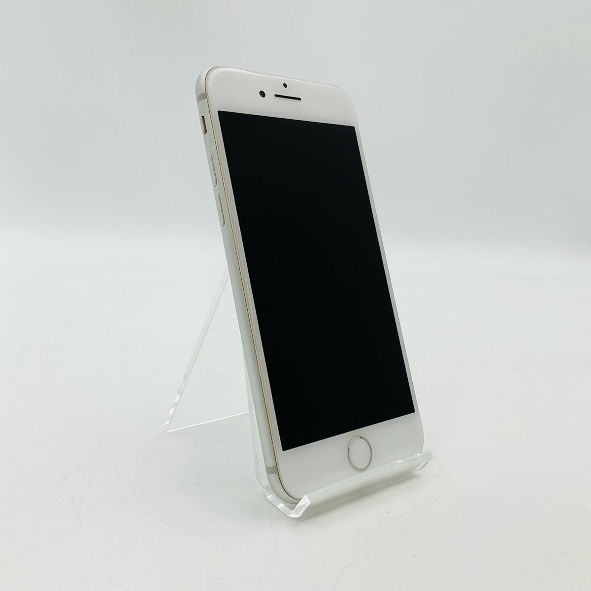 【全額返金保証】【最速発送】Apple iPhone iPhone 8 64GB シルバー docomo 白ロム 動作確認済 100%