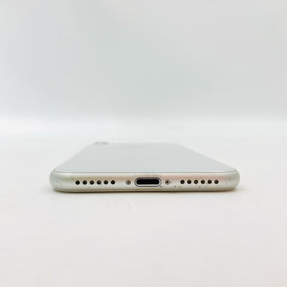 【全額返金保証】【最速発送】Apple iPhone iPhone 8 64GB シルバー docomo 白ロム 動作確認済 100%