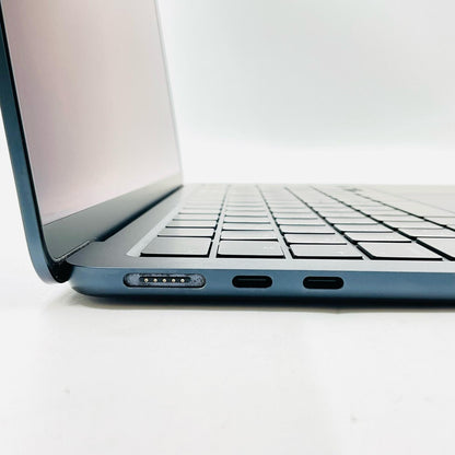 【全額返金保証】【最速発送】Apple MacBook Air 13インチ 2022 Apple M2 8GB SSD 256GB ミッドナイト 98% 動作確認済