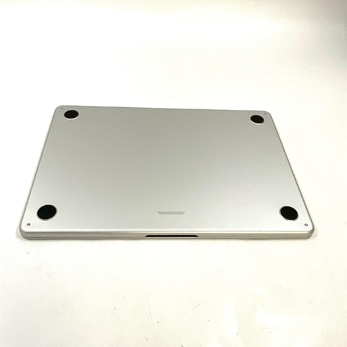 【全額返金保証】【最速発送】Apple MacBook Air 13インチ 2026 Apple M5 16GB SSD 512GB シルバー 100% 超美品 動作確認済