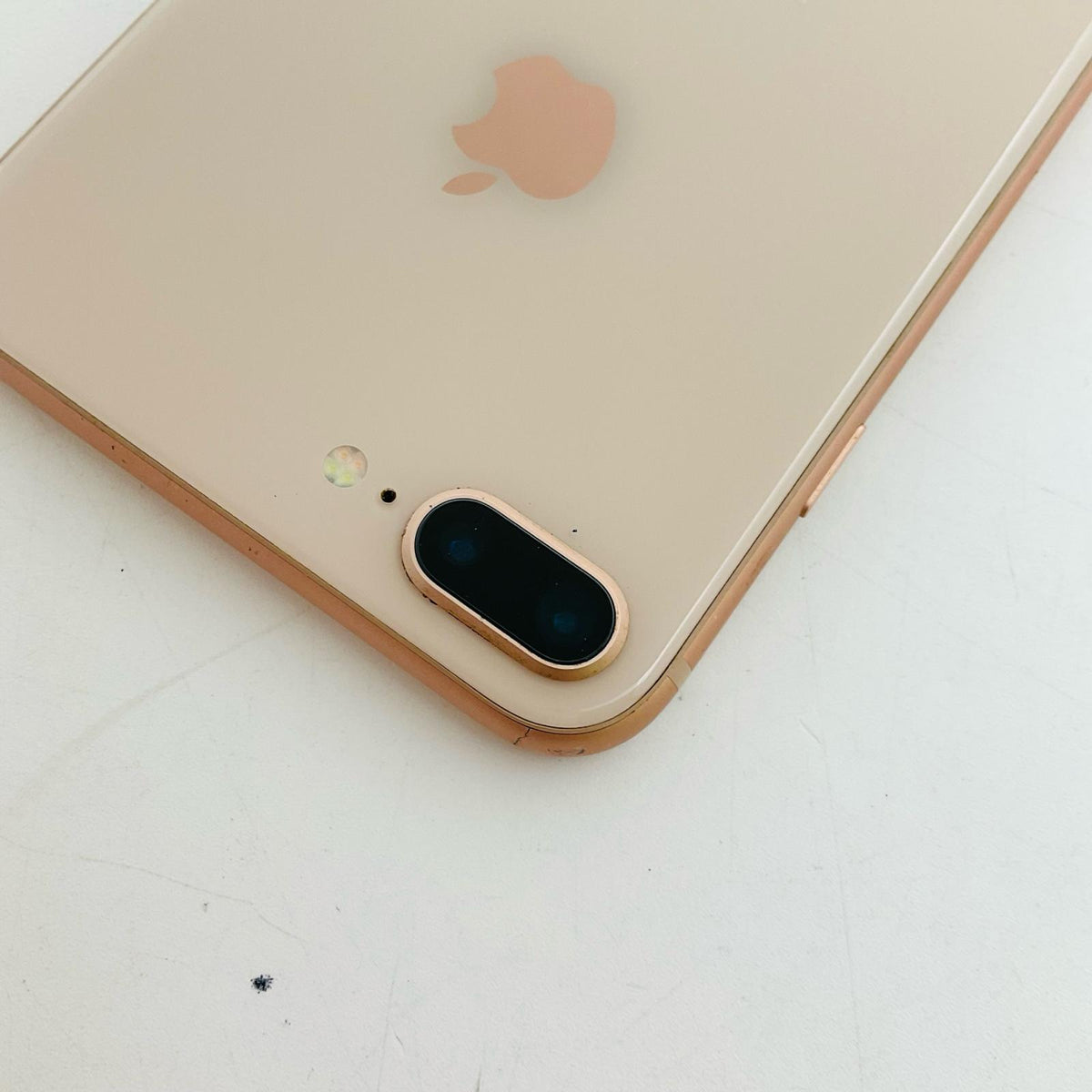 【全額返金保証】【最速発送】Apple iPhone iPhone 8 Plus 256GB ゴールド Softbank 白ロム 動作確認済 56%