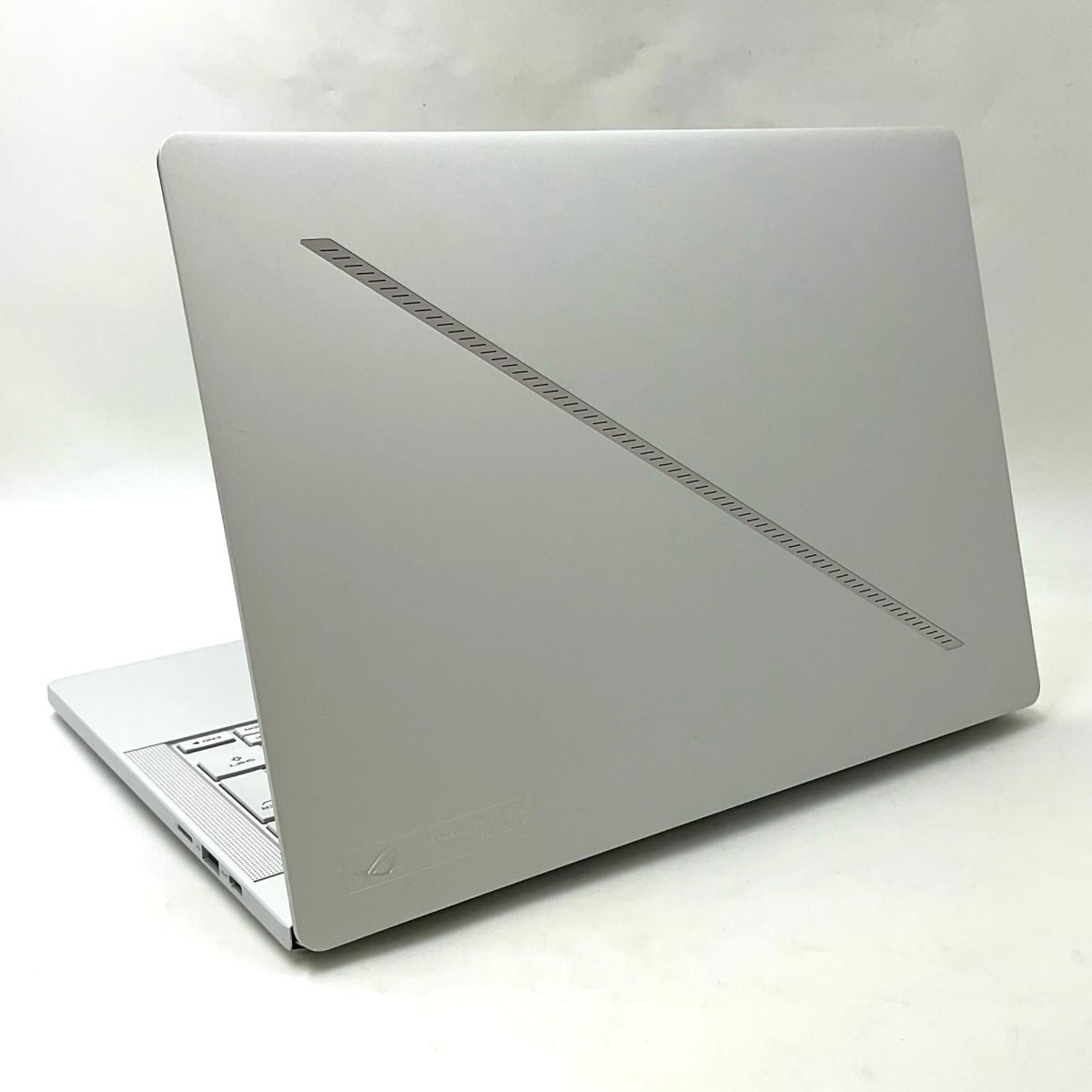 【全額返金保証】【最速発送】ASUS ROG Zephyrus G14 ROG Zephyrus G14 GA403UV_GA403UV AMD Ryzen 7 8845HS w/ Radeon 780M Graphics 32GB SSD(NVMe) 1TB NVIDIA GeForce RTX 4060 Laptop GPU / AMD Radeon 780M Graphics 82% 動作確認済
