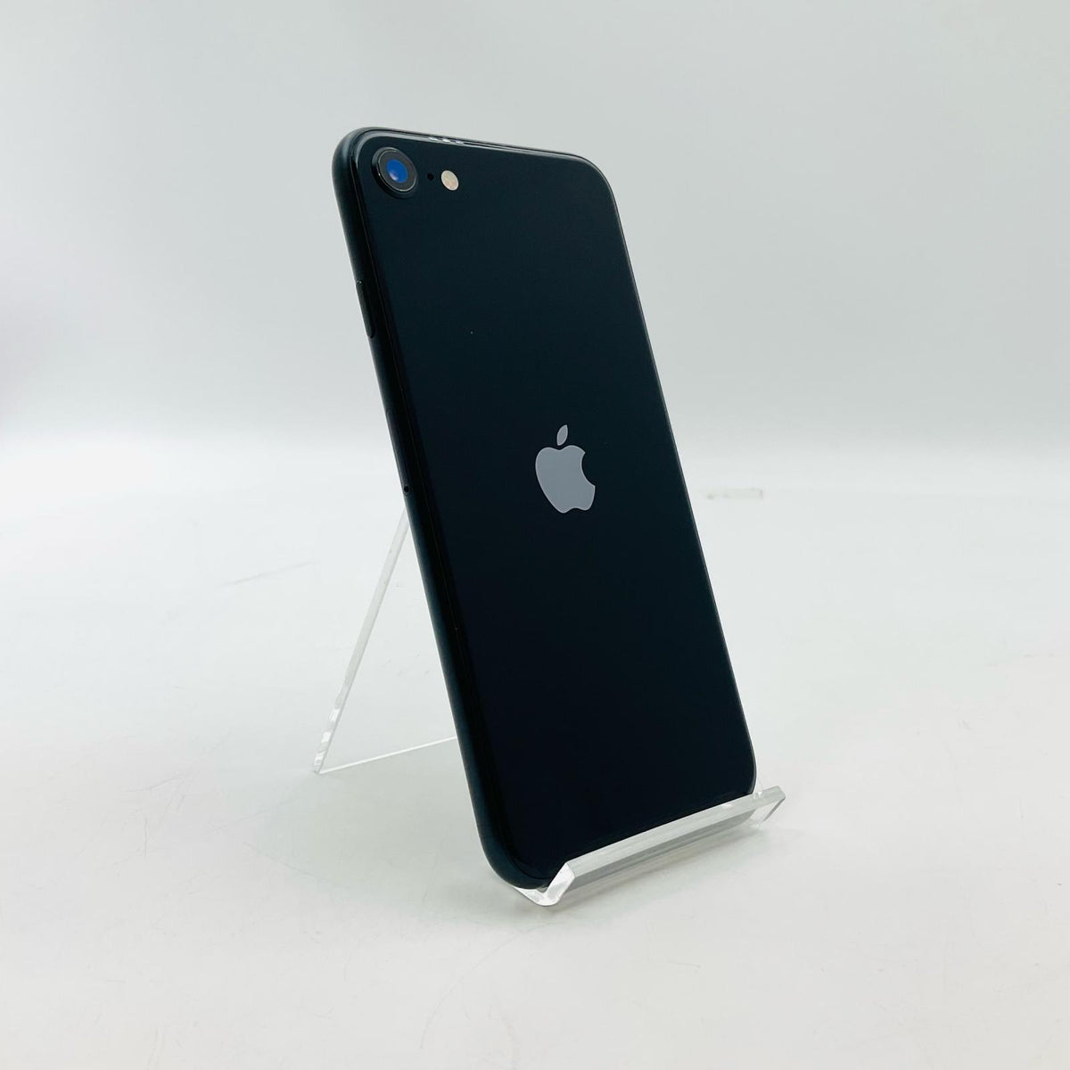 【全額返金保証】【最速発送】Apple iPhone iPhone SE (3rd generation) 64GB ミッドナイト Softbank SIMフリー 白ロム 動作確認済 82%