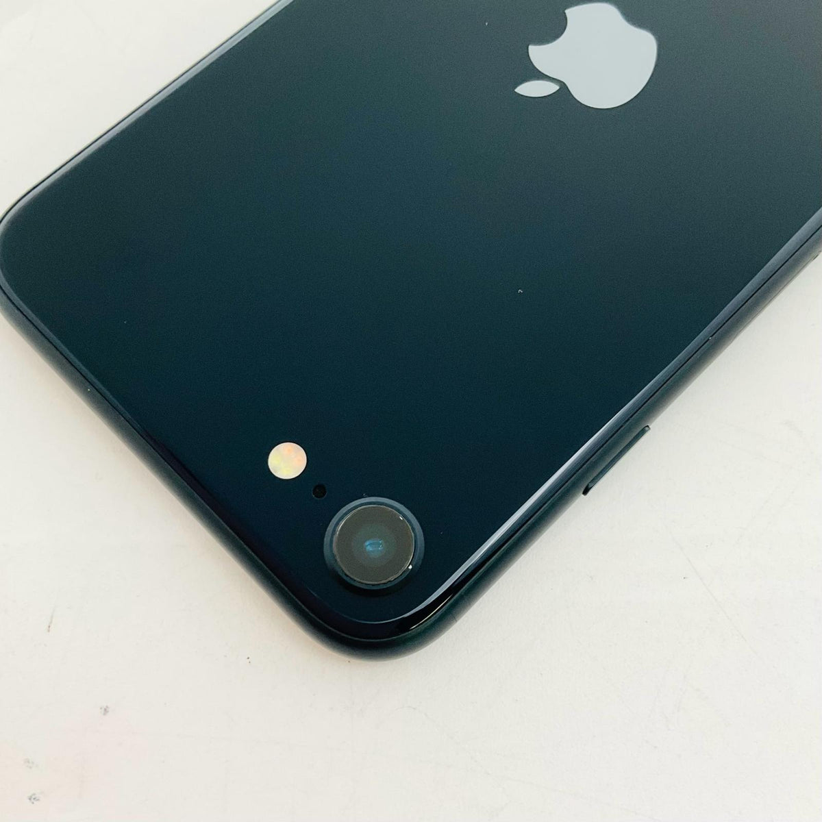 【全額返金保証】【最速発送】Apple iPhone iPhone SE (3rd generation) 64GB ミッドナイト Softbank SIMフリー 白ロム 動作確認済 82%