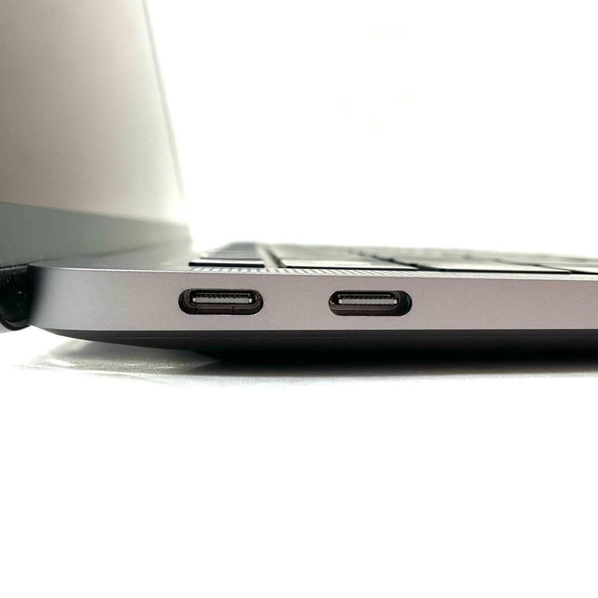 【全額返金保証】【最速発送】Apple MacBook Air 13インチ 2020 Quad-Core Intel Core i5 8GB SSD 512GB スペースグレイ 84% 動作確認済