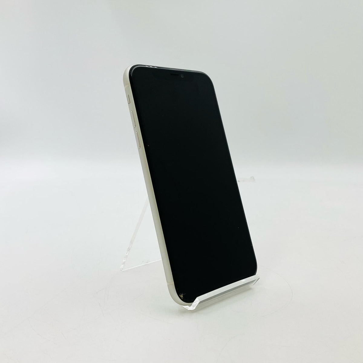 【最速発送】Apple iPhone iPhone 11 128GB ホワイト docomo SIMフリー 白ロム【難有】 75%