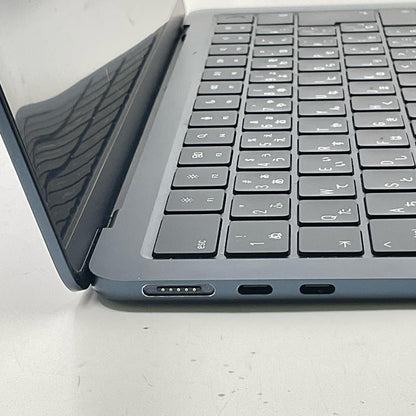 【全額返金保証】【最速発送】Apple MacBook Air 13.6インチ 2025 Apple M4 16GB SSD 512GB ミッドナイト 96% 美品 動作確認済