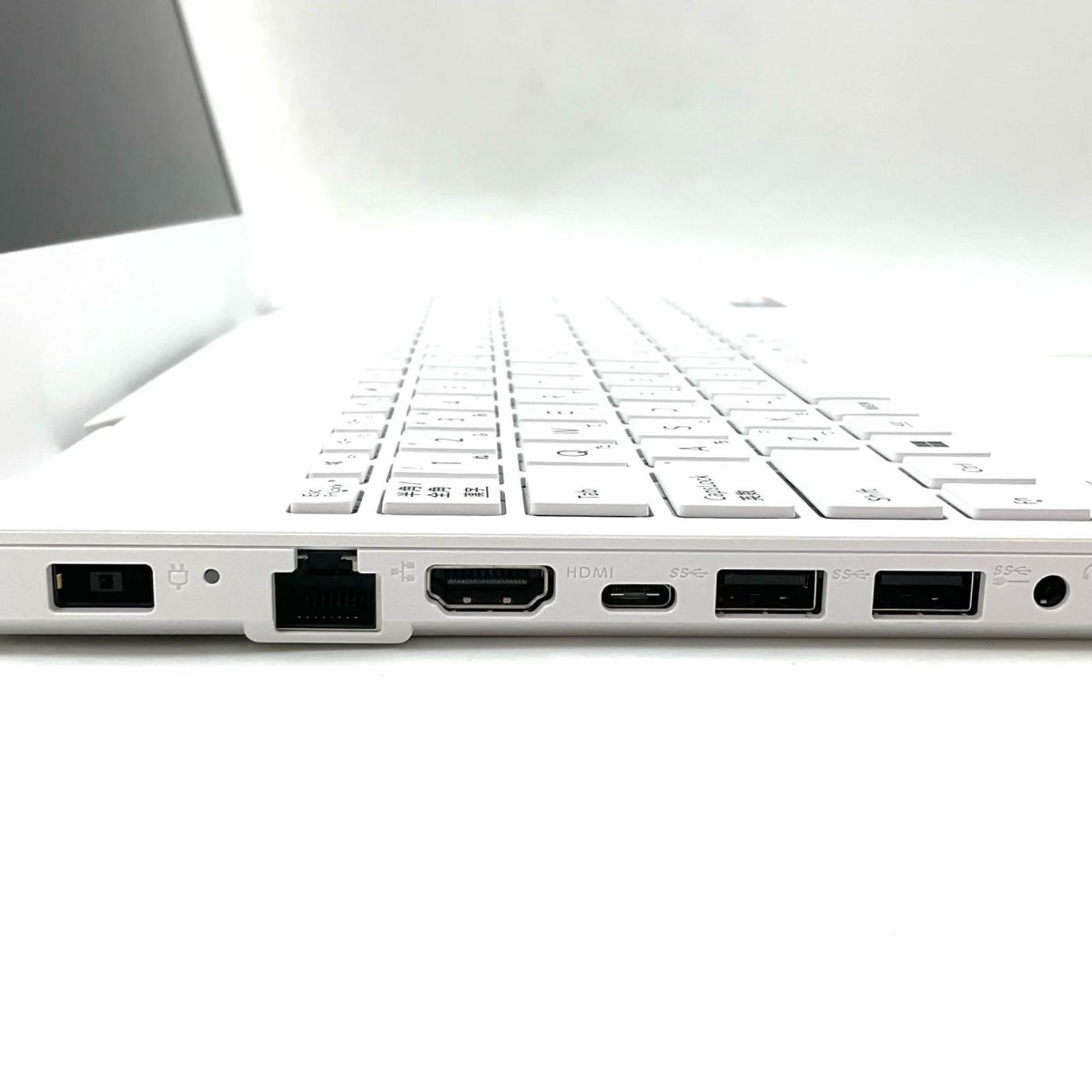 【全額返金保証】【最速発送】NEC LAVIE PC-N157CJAW 12th Gen Intel(R) Core(TM) i7-1255U 16GB SSD(NVMe) 256GB Intel(R) Iris(R) Xe Graphics 105% 美品 動作確認済