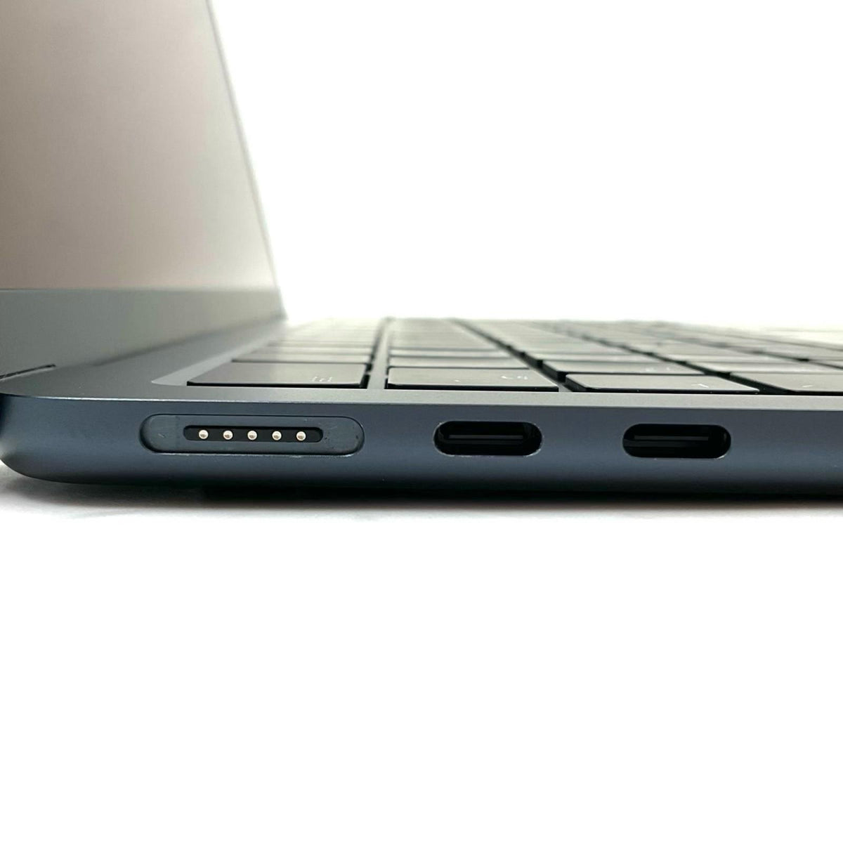 【全額返金保証】【最速発送】Apple MacBook Air 13インチ 2024 Apple M3 8GB SSD 256GB ミッドナイト 88% 美品 動作確認済