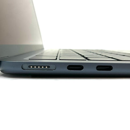 【全額返金保証】【最速発送】Apple MacBook Air 13インチ 2024 Apple M3 8GB SSD 256GB ミッドナイト 88% 美品 動作確認済
