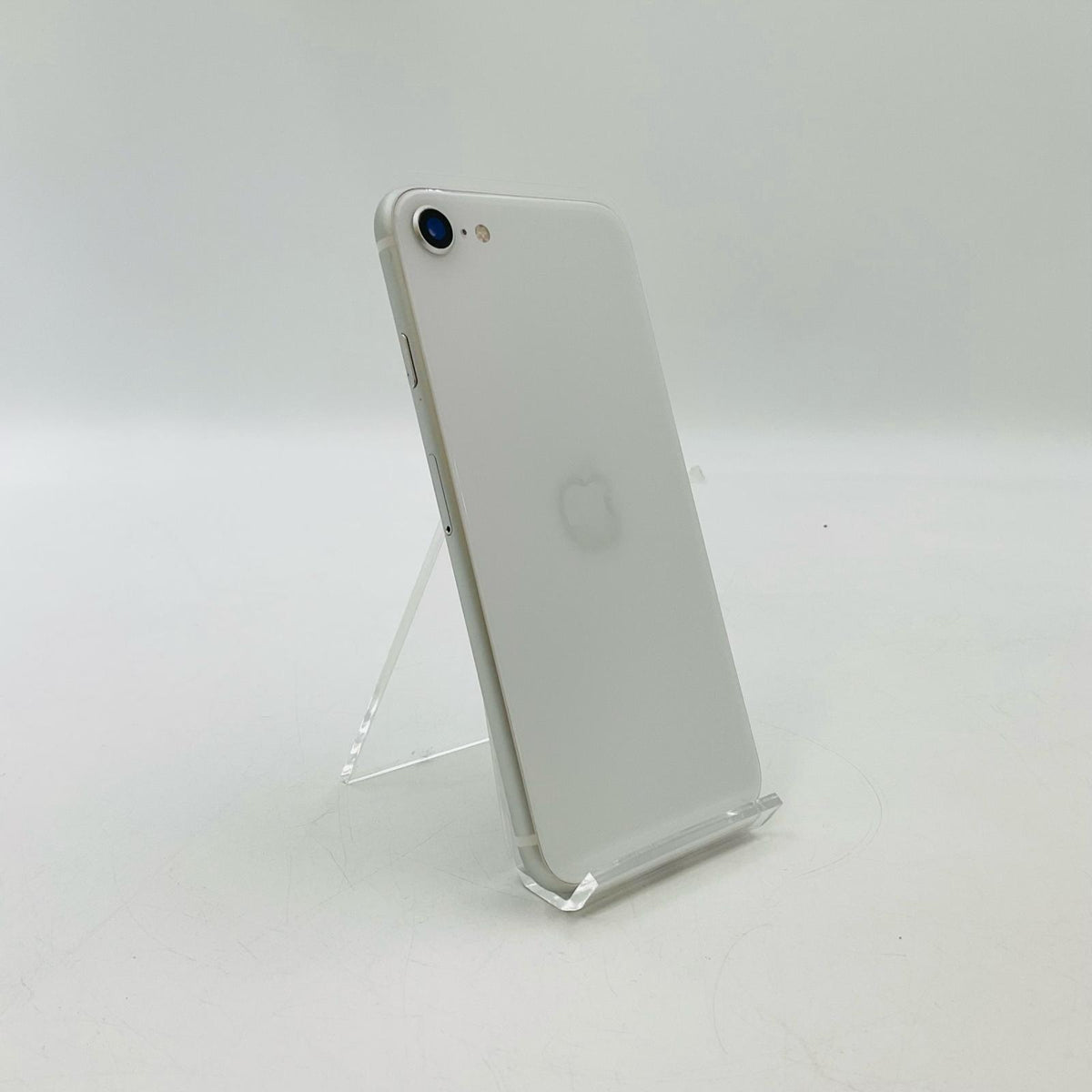 【全額返金保証】【最速発送】Apple iPhone iPhone SE (2nd generation) 64GB ホワイト au SIMフリー 白ロム 動作確認済 78%