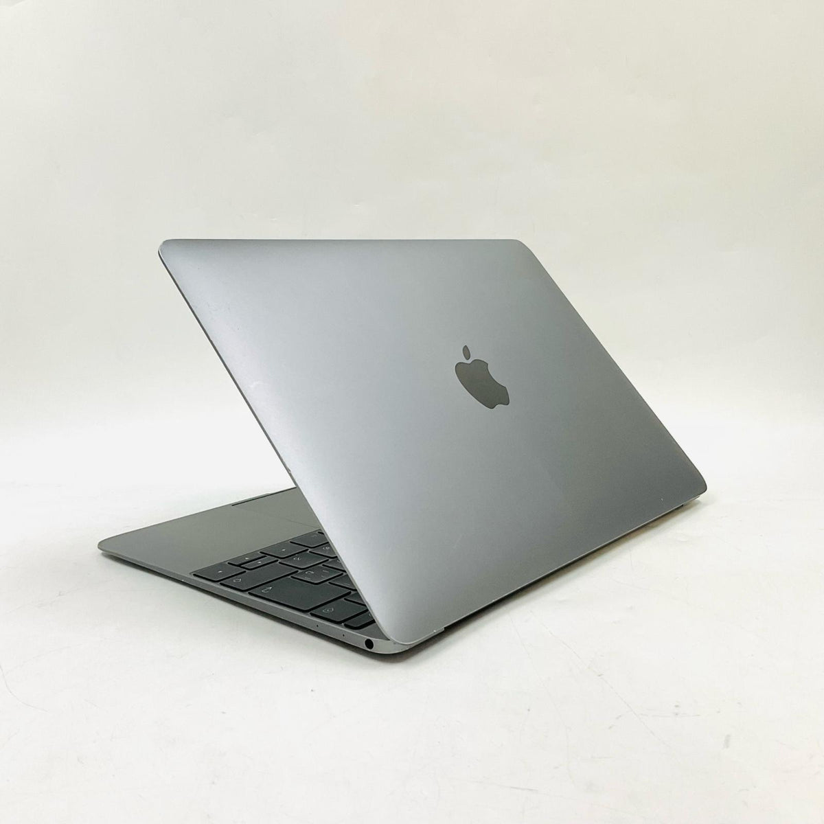 【全額返金保証】【最速発送】Apple MacBook 12インチ 2017 Dual-Core Intel Core m3 8GB SSD 256GB スペースグレイ 82% 動作確認済