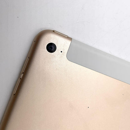 【全額返金保証】【最速発送】Apple iPad iPad Air 2 16GB ゴールド WiFi+Cellular docomo 白ロム 動作確認済