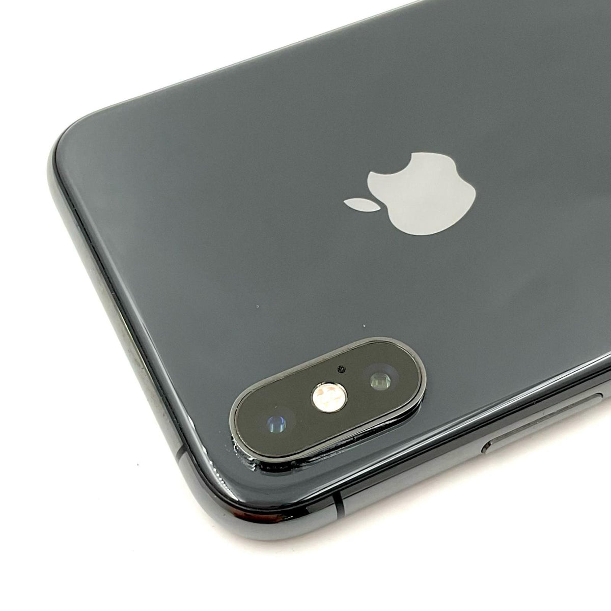 【全額返金保証】【最速発送】Apple iPhone iPhone XS 64GB スペースグレイ docomo 白ロム 動作確認済 77%