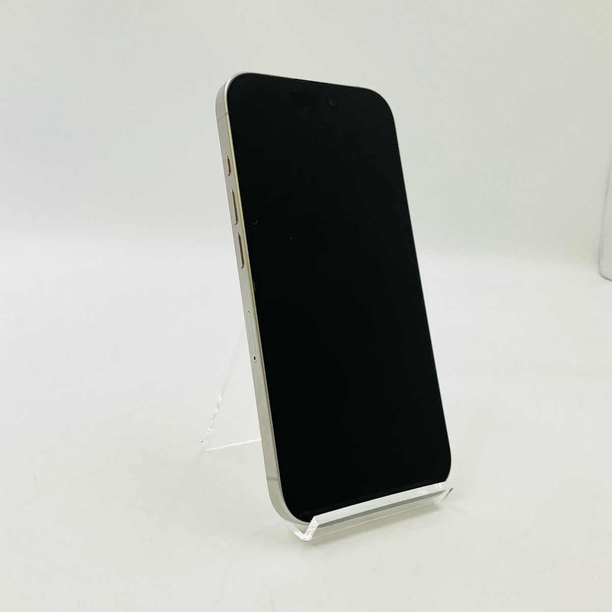 【全額返金保証】【最速発送】Apple iPhone iPhone 15 Pro 128GB ホワイトチタニウム SIMフリー 白ロム 動作確認済 84%