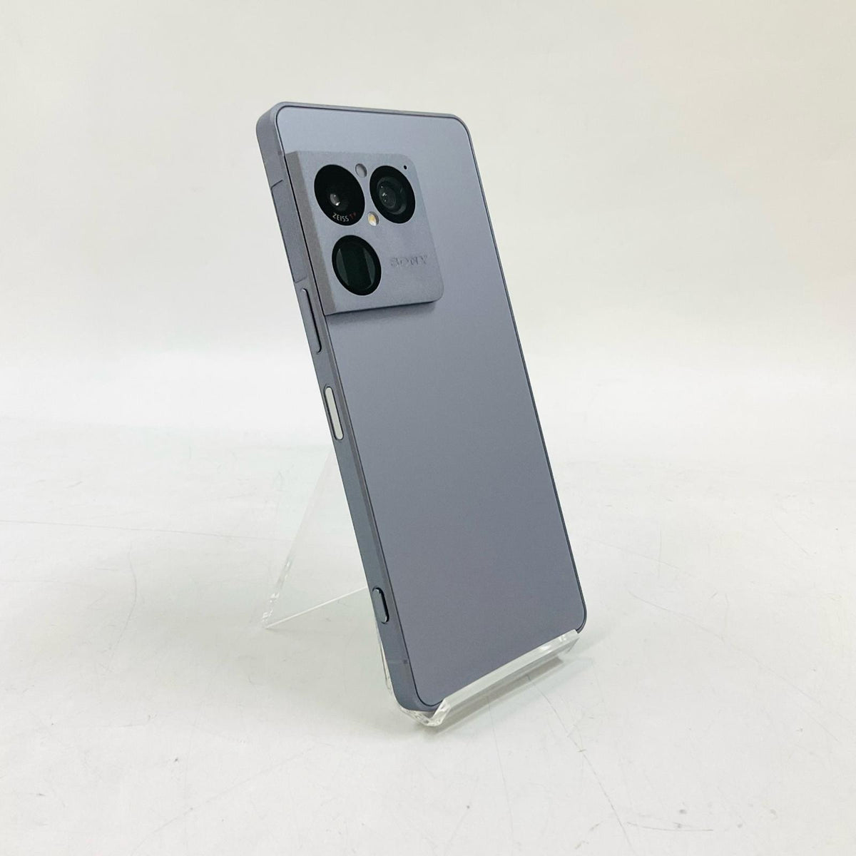 【全額返金保証】【最速発送】Sony Xperia 1viii 256GB ロライトシルバー docomo SIMフリー SO-51G 超美品 動作確認済