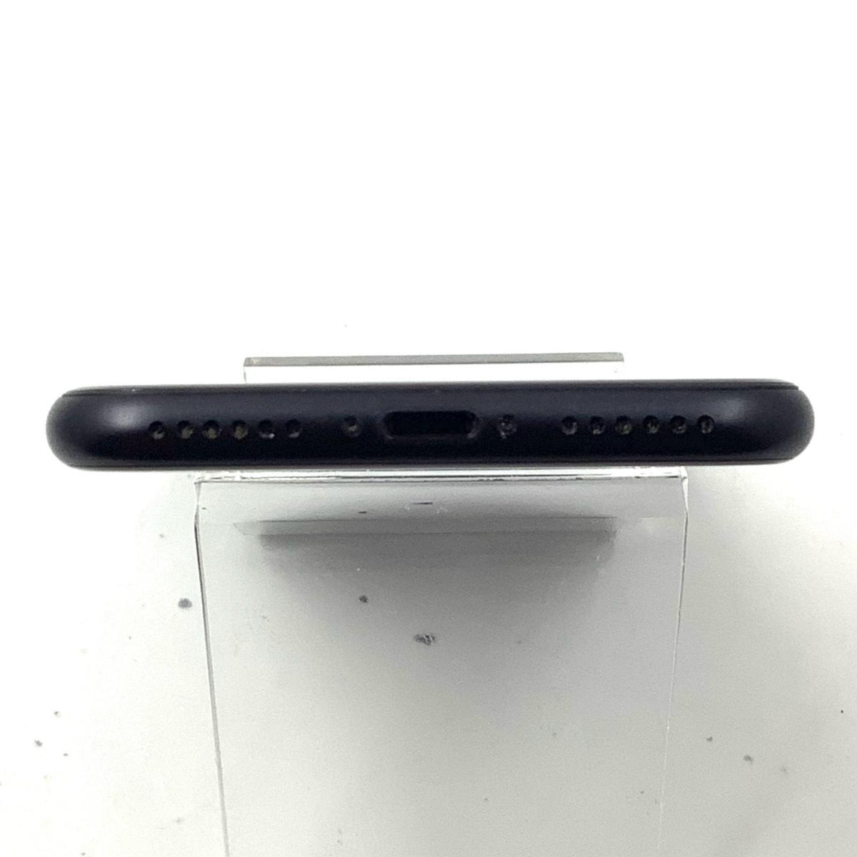 【全額返金保証】【最速発送】Apple iPhone iPhone SE (2nd generation) 64GB ブラック docomo SIMフリー 白ロム 美品 動作確認済 80%