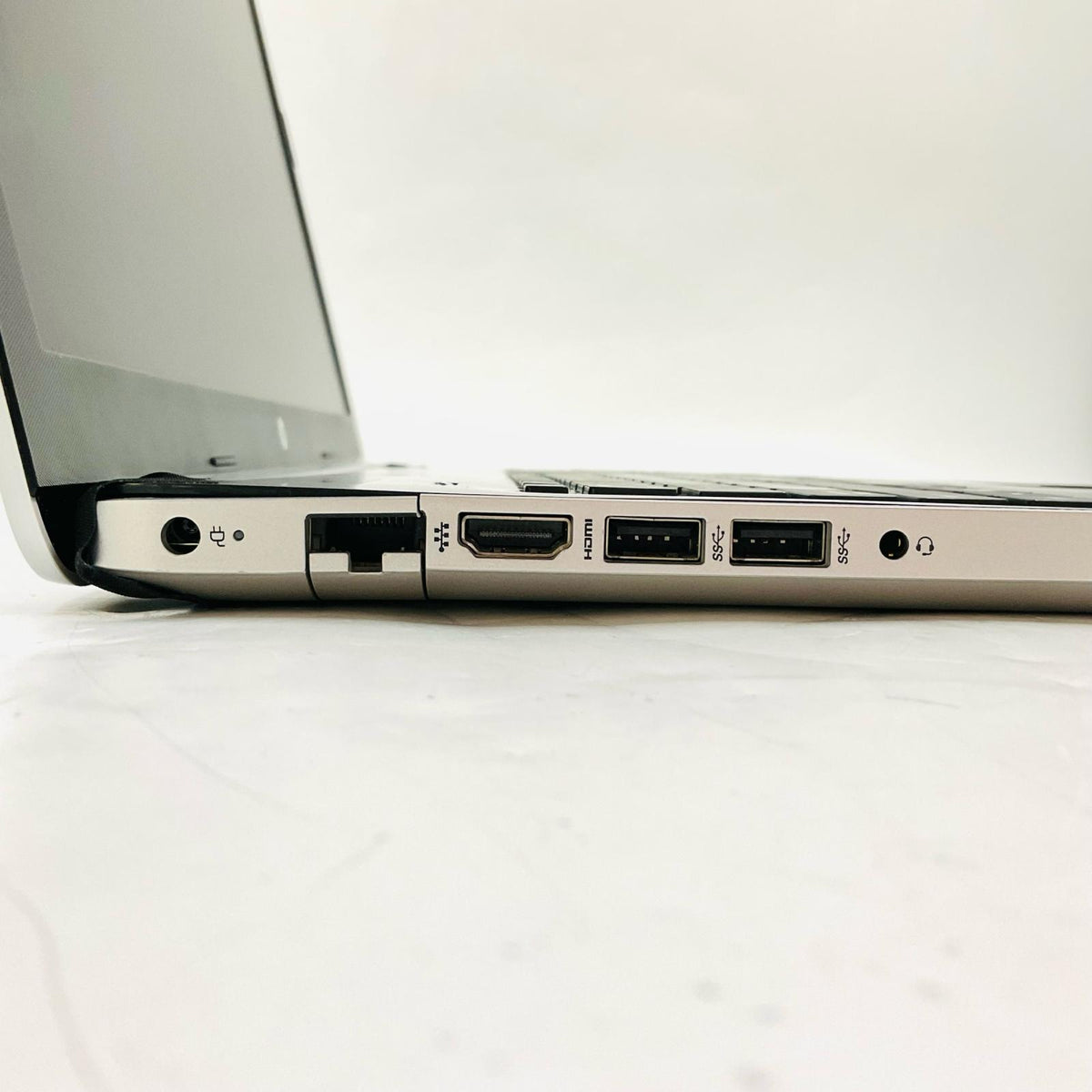 【最速発送】HP 103C_5335KV HP Notebook HP Laptop 17-by2xxx Intel(R) Core(TM) i5-10210U CPU @ 1.60GHz 8GB SSD(NVMe) 256GB Intel(R) UHD Graphics 100%【難有】