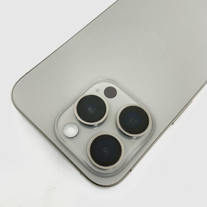 【全額返金保証】【最速発送】Apple iPhone iPhone 15 Pro 128GB ナチュラルチタニウム au SIMフリー 白ロム 美品 動作確認済 89%