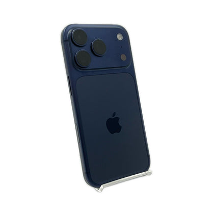 【全額返金保証】【最速発送】Apple iPhone iPhone 17 Pro 256GB ディープブルー docomo SIMフリー 白ロム 美品 動作確認済 92%
