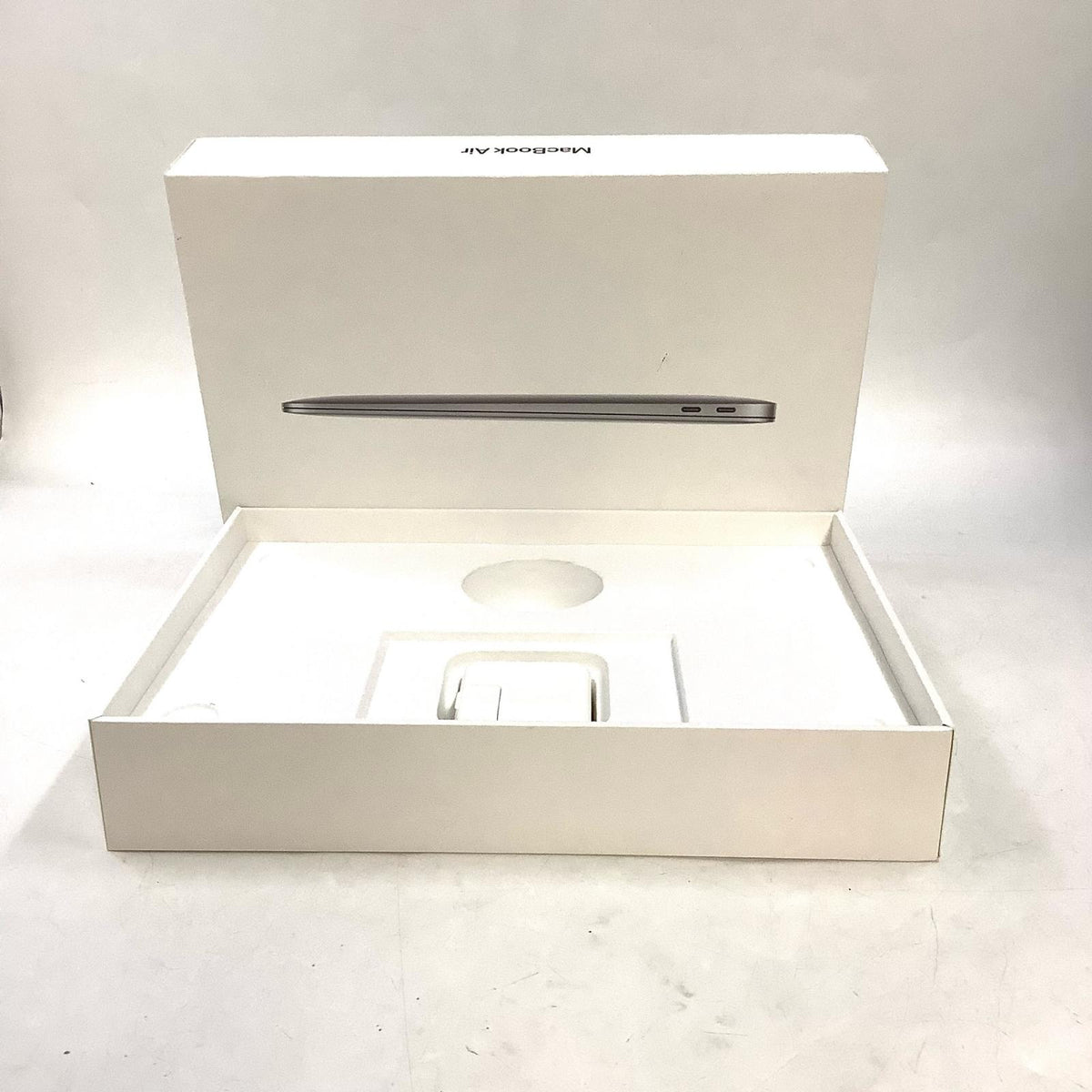 【全額返金保証】【最速発送】Apple MacBook Air 13インチ 2020 Apple M1 8GB SSD 256GB スペースグレイ 95% 超美品 動作確認済