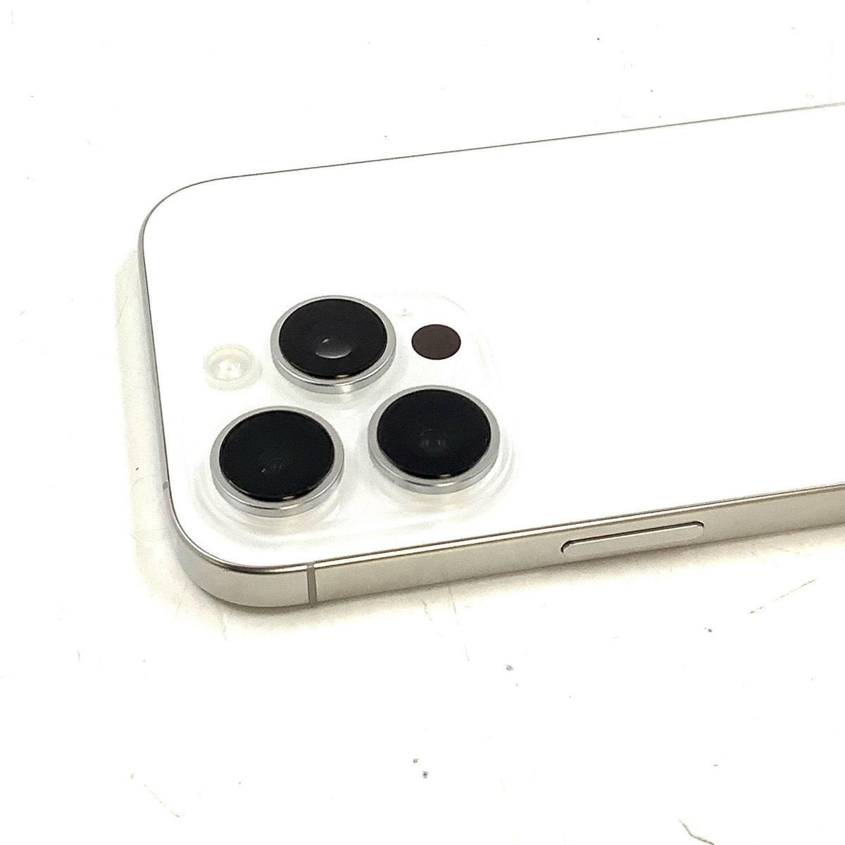 【全額返金保証】【最速発送】Apple iPhone iPhone 16 Pro 128GB ホワイトチタニウム SIMフリー 美品 動作確認済 90%