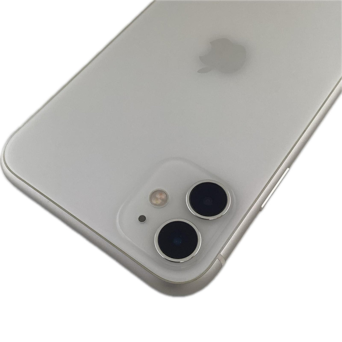 【全額返金保証】【最速発送】Apple iPhone iPhone 11 128GB ホワイト docomo 白ロム 美品 動作確認済 86%
