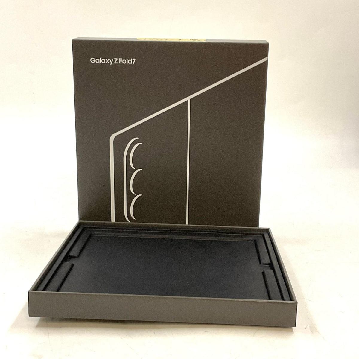 【全額返金保証】【最速発送】SAMSUNG Galaxy Z Fold7 512GB シルバーシャドウ SIMフリー SM-F966Q 白ロム 美品 動作確認済