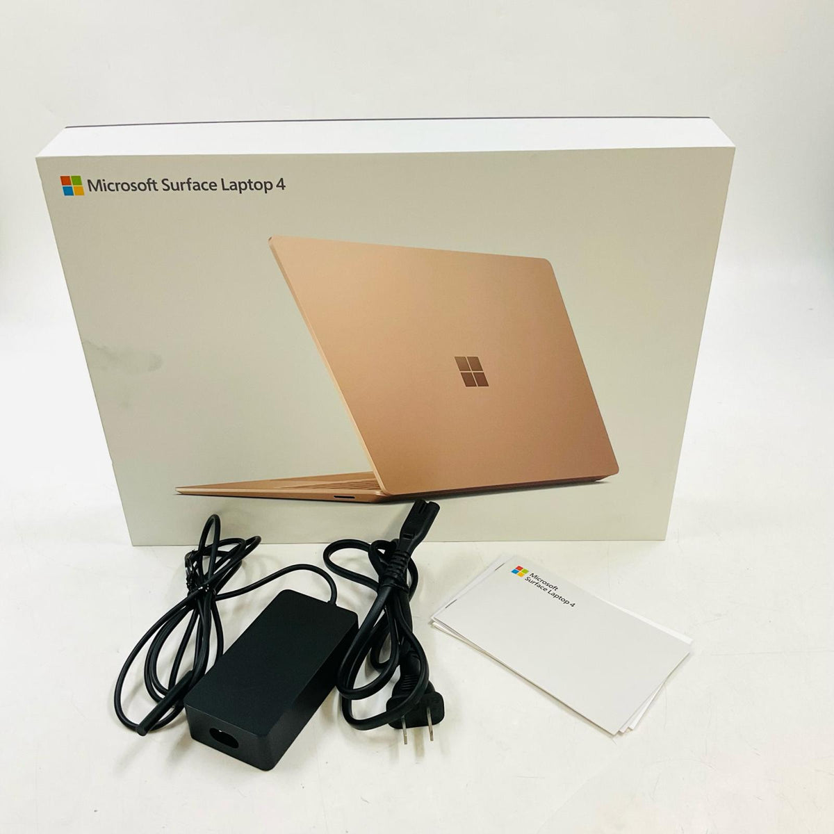 【全額返金保証】【最速発送】Microsoft Corporation Surface Surface Laptop 4 11th Gen Intel(R) Core(TM) i5-1135G7 @ 2.40GHz 8GB SSD(NVMe) 512GB Intel(R) Iris(R) Xe Graphics 100% 超美品 動作確認済