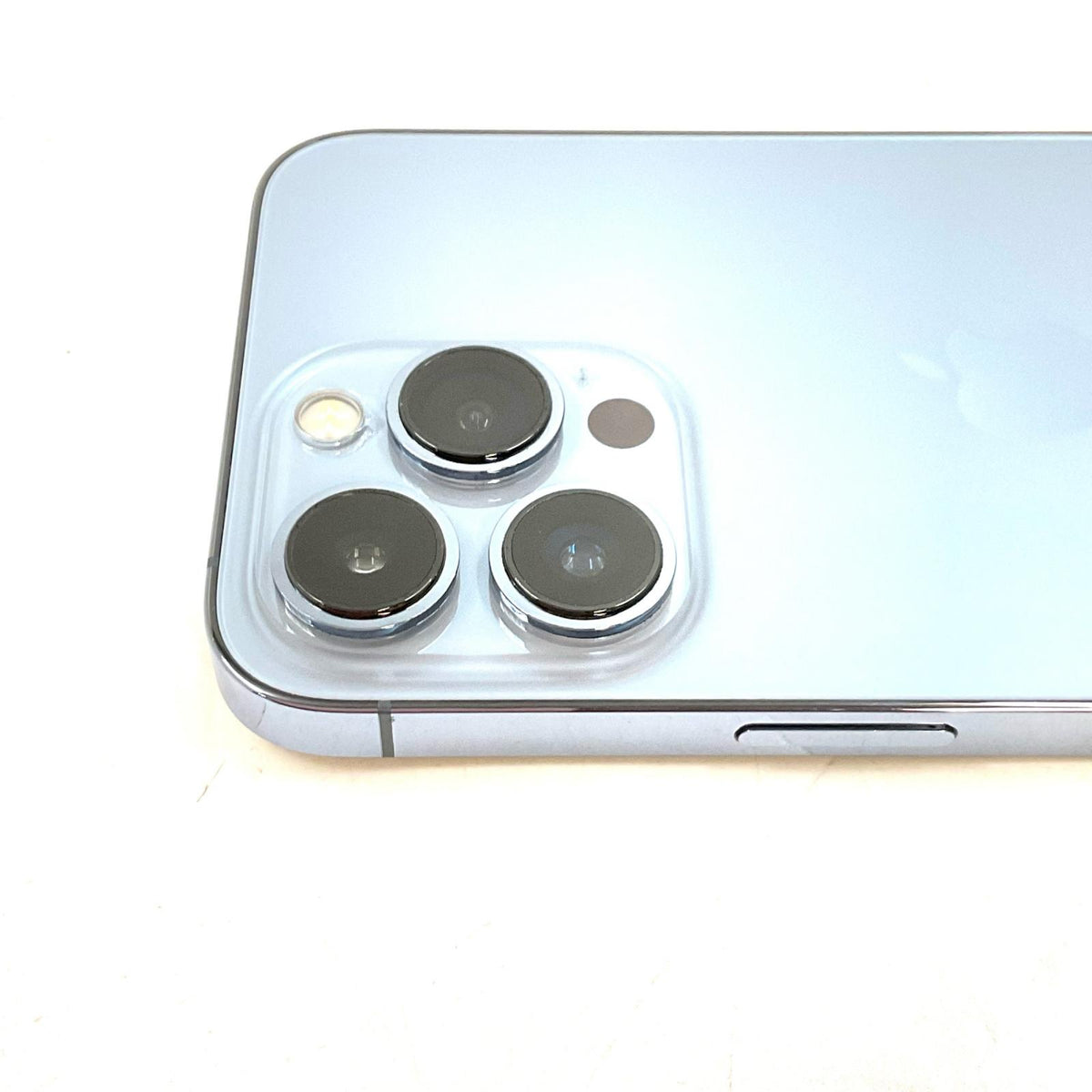 【最速発送】Apple iPhone iPhone 13 Pro 256GB シエラブルー docomo SIMフリー 白ロム【難有】 73%