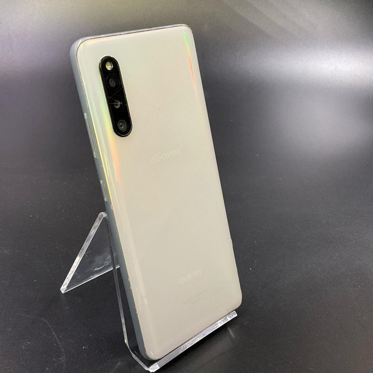 【最速発送】SAMSUNG Galaxy A41 64GB ホワイト docomo SIMフリー SC-41A 白ロム【難有】