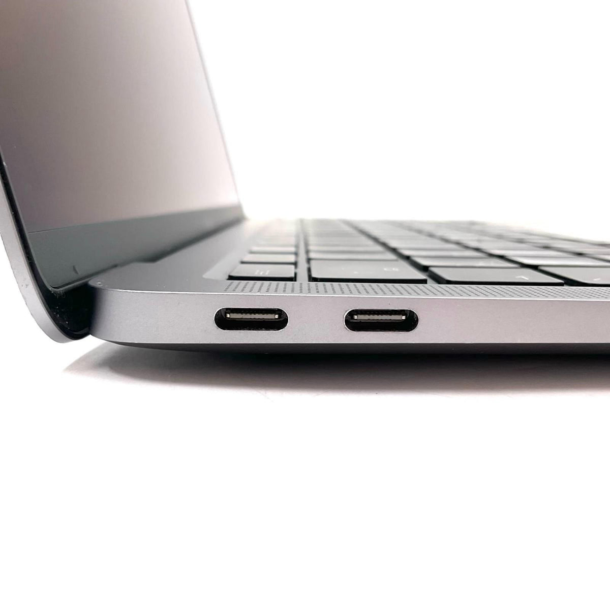 【最速発送】Apple MacBook Air 13インチ 2020 Dual-Core Intel Core i3 8GB SSD 256GB スペースグレイ 82%【難有】