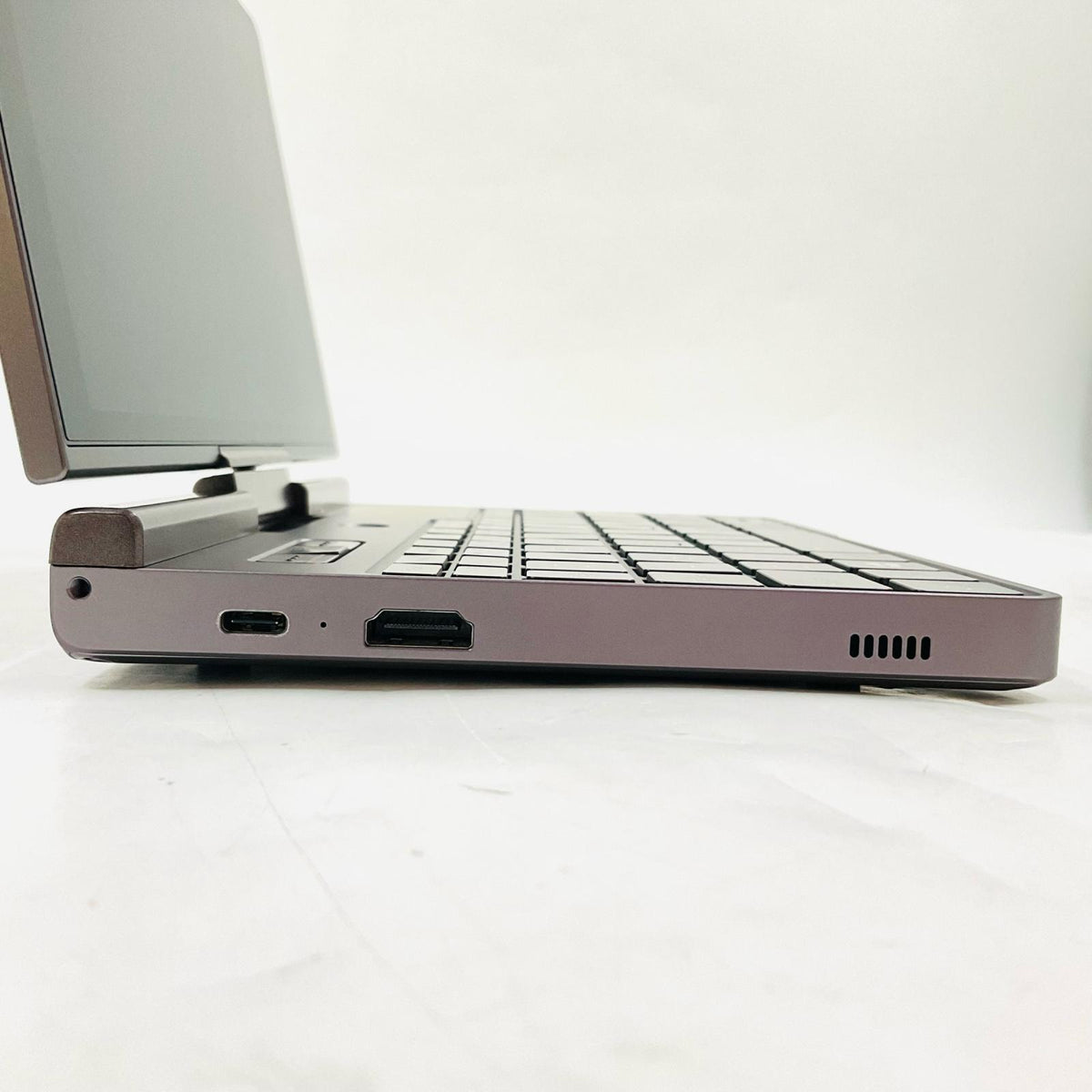 【全額返金保証】【最速発送】GPD Default string G1621-02 Intel(R) Pentium(R) Silver N6000 @ 1.10GHz 8GB SSD(NVMe) 512GB Intel(R) UHD Graphics 103% 美品 動作確認済