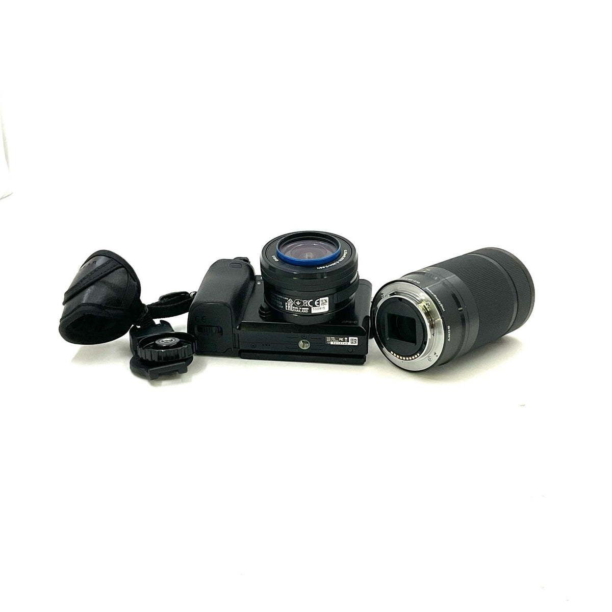 【全額返金保証】【最速発送】Sony デジタル一眼 α6000 ILCE-6000Y ダブルズームレンズキット ブラック 美品 動作確認済