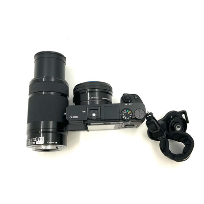 【全額返金保証】【最速発送】Sony デジタル一眼 α6000 ILCE-6000Y ダブルズームレンズキット ブラック 美品 動作確認済