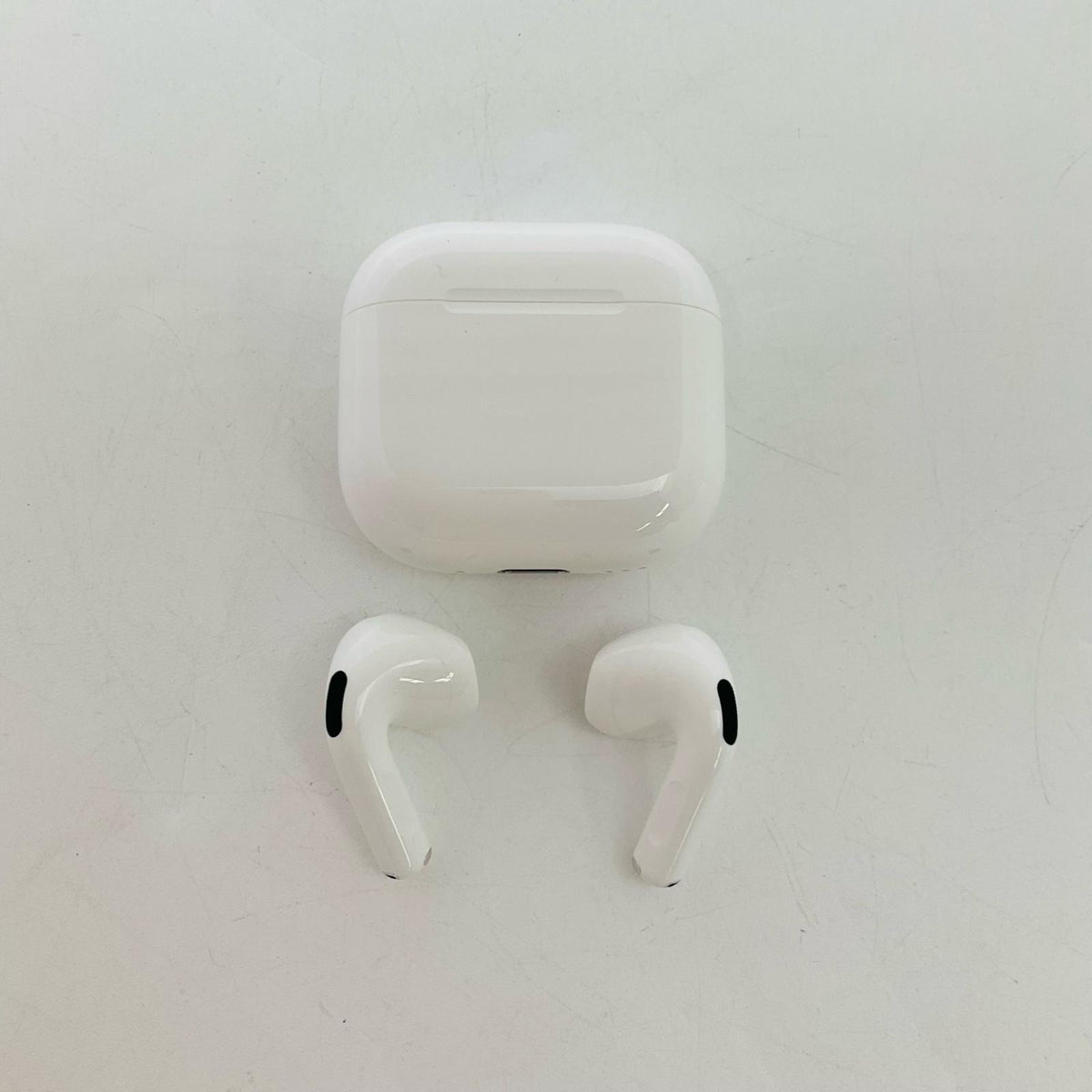 【全額返金保証】【最速発送】Apple AirPods 4(ANC) 超美品 動作確認済