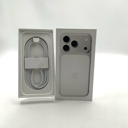 【最速発送】Apple iPhone iPhone 17 Pro 256GB シルバー SIMフリー 白ロム【難有】 93%