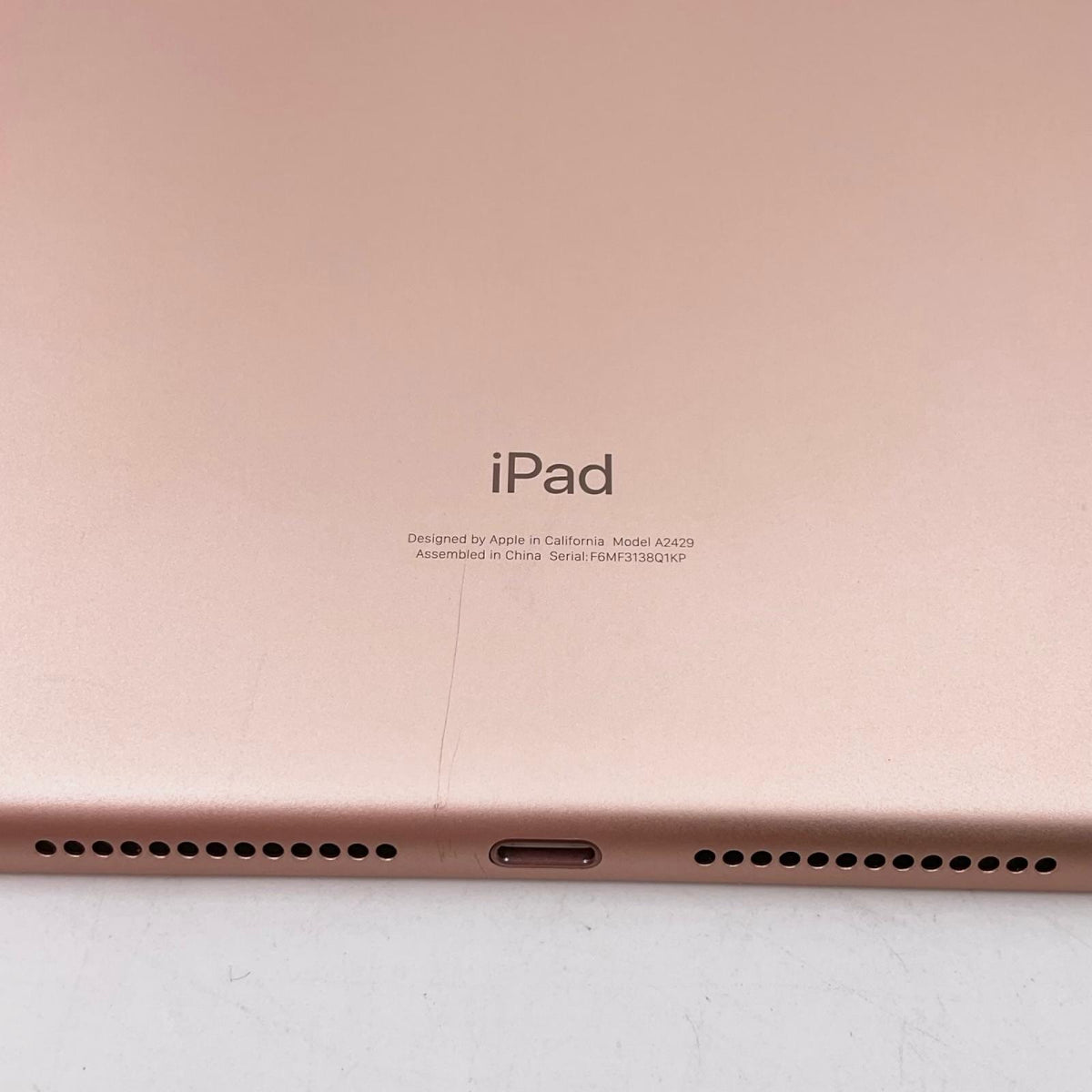 【全額返金保証】【最速発送】Apple iPad iPad 10.2インチ 第8世代 32GB ゴールド WiFi+Cellular au SIMフリー 白ロム 美品 動作確認済