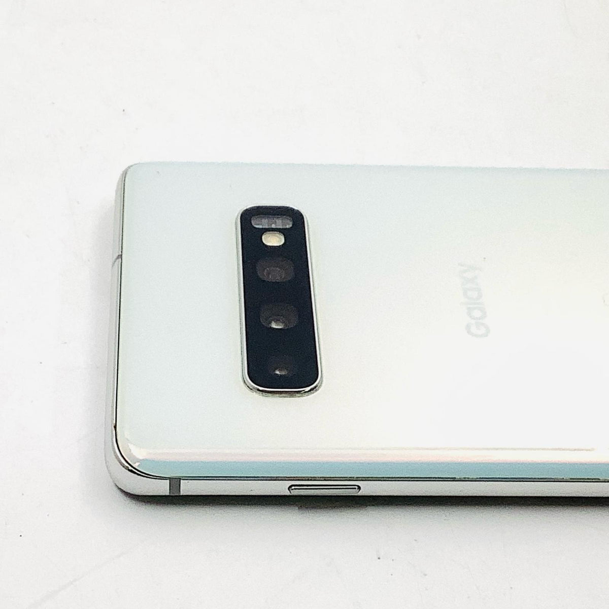 【全額返金保証】【最速発送】SAMSUNG Galaxy S10+ 128GB プリズムホワイト au SCV42 白ロム 美品 動作確認済