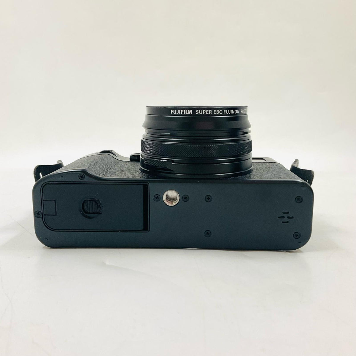 【全額返金保証】【最速発送】FUJIFILM コンパクトデジタルカメラ X100VI [ブラック] 美品 動作確認済