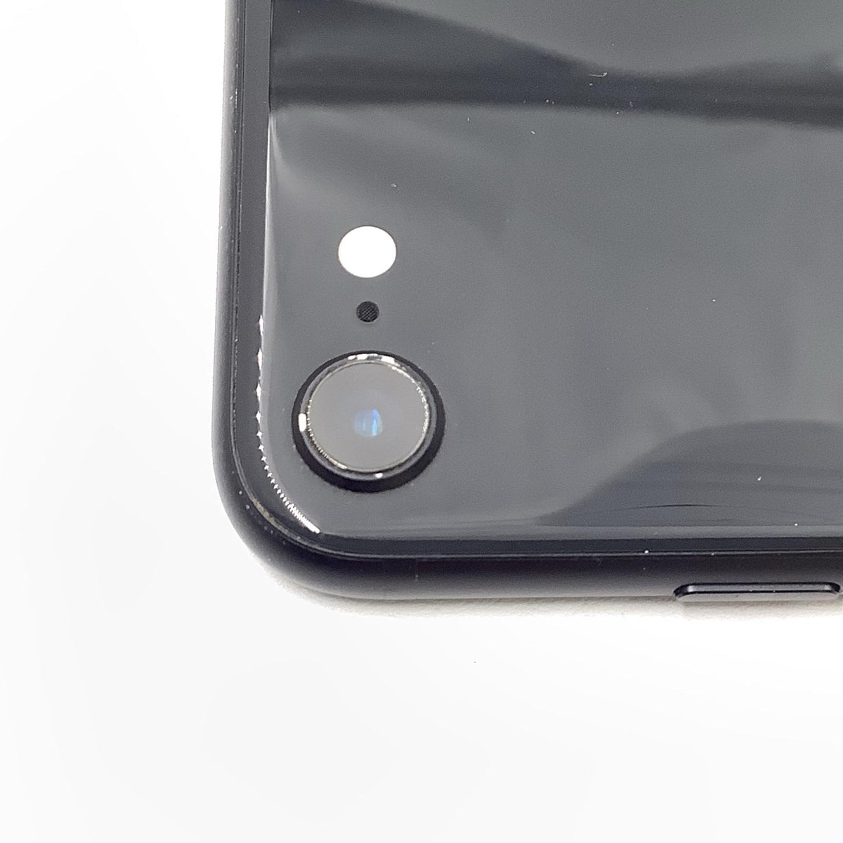 【全額返金保証】【最速発送】Apple iPhone iPhone SE（第2世代） 64GB ブラック au SIMフリー 白ロム 動作確認済 73%