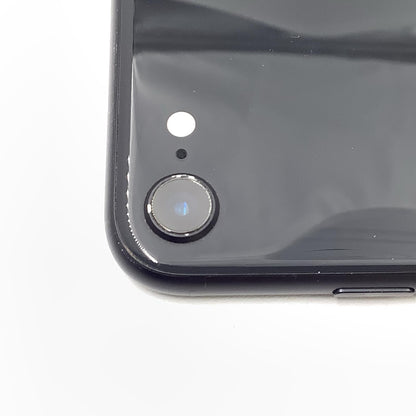【全額返金保証】【最速発送】Apple iPhone iPhone SE（第2世代） 64GB ブラック au SIMフリー 白ロム 動作確認済 73%